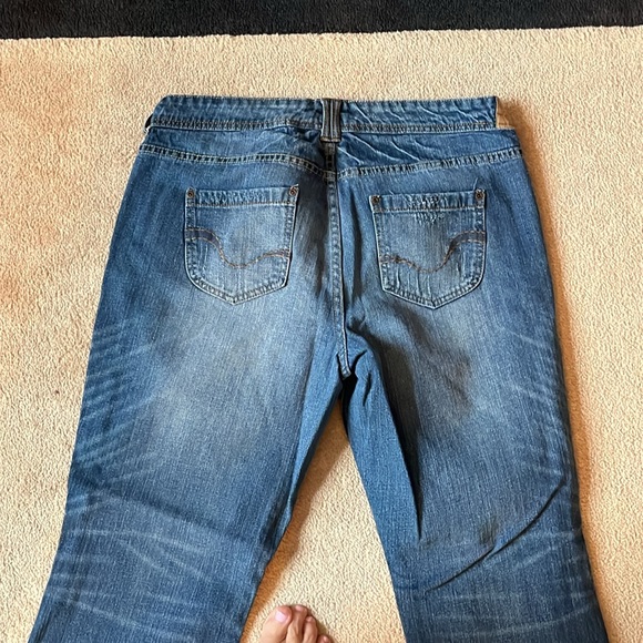 Ladies like new Classic Boot cut zip front jeans, flare leg, size 16 short! - Picture 6 of 7